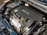 Vauxhall Astra Sports Tourer 2012 года